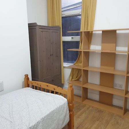 Apartamento Burney Tomar House Croydon Exterior foto